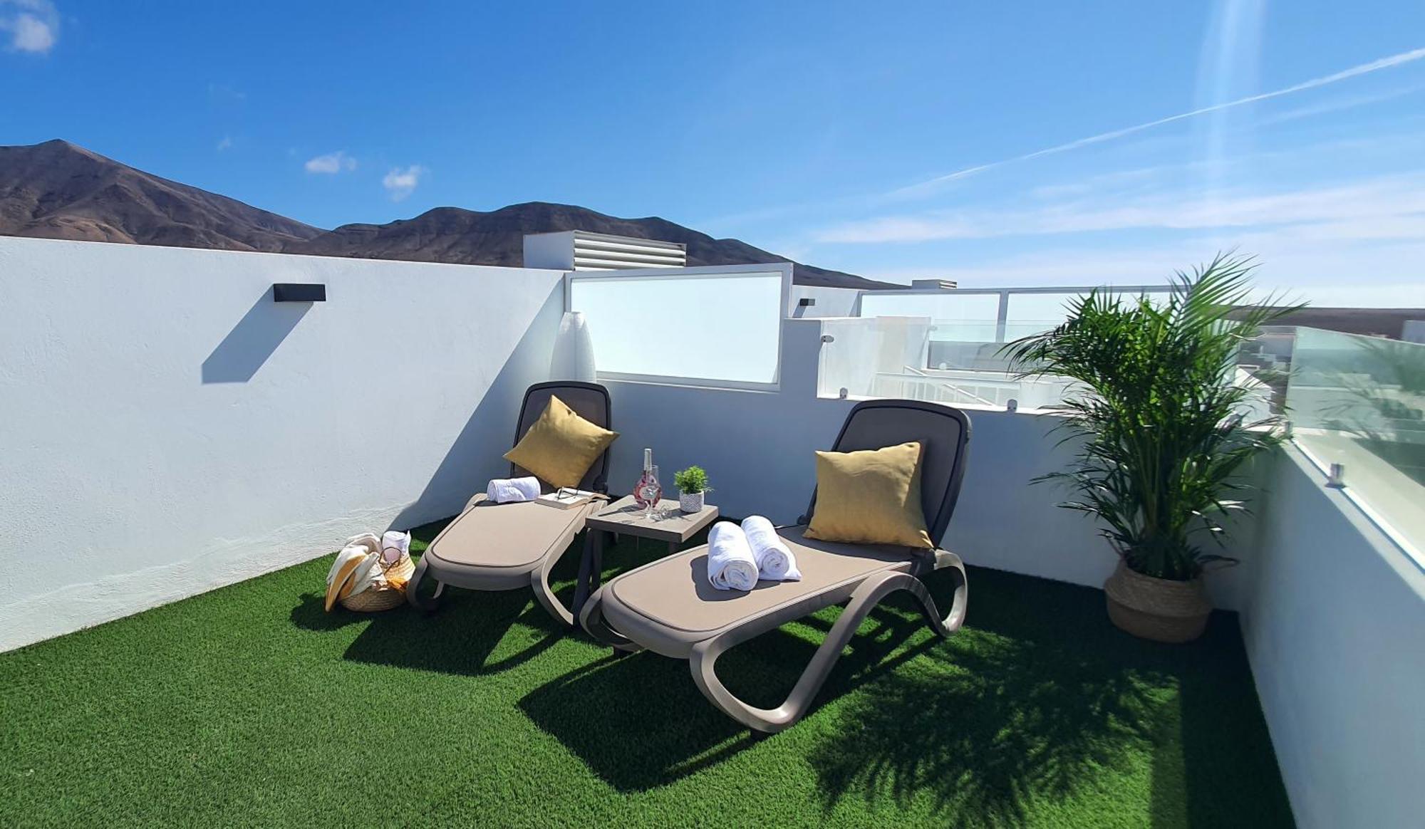 Serena Holiday Homes By Livvo Playa Blanca Dış mekan fotoğraf